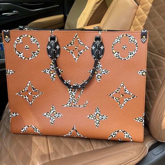 On The Go Jungle - Picture 2 of 10